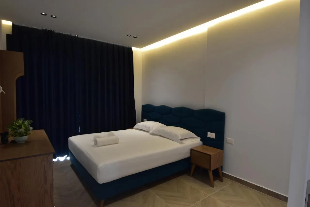 Agimi Hotel 사밀 4*,