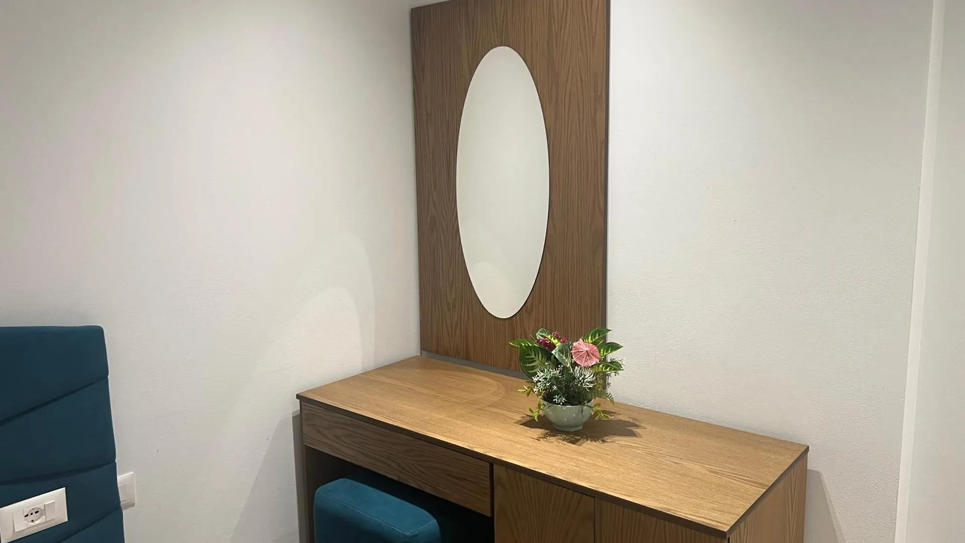 Agimi Hotel 사밀