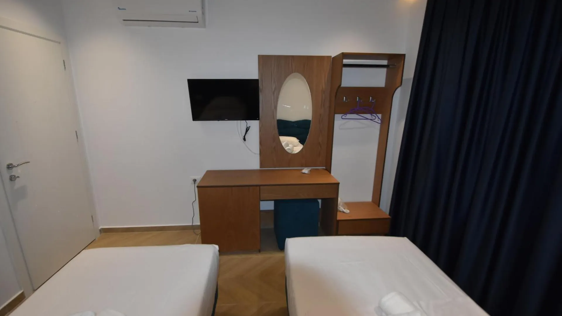 Agimi Hotel 사밀